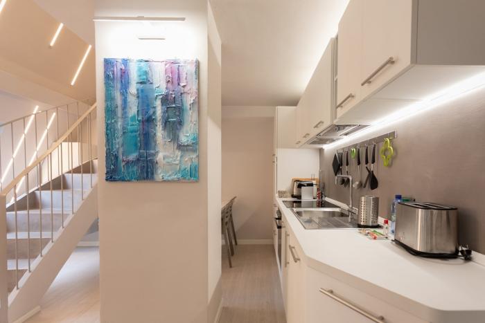 Voll ausgestattete Küchenzeile