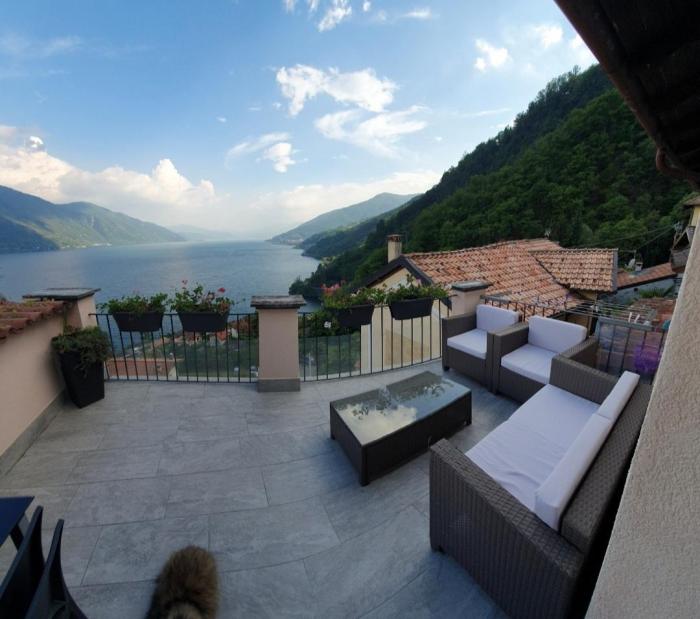 Ca. 25 m² großer Sonnenbalkon mit Panoramasicht