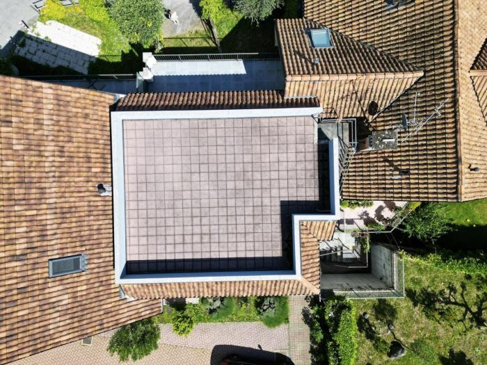 Exklusive Dachterrasse über dem Lago Maggiore