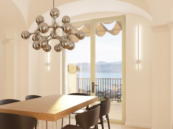 Lichtdurchfluteter, großzügiger Wohn-/ Essbereich mit Traumseesicht