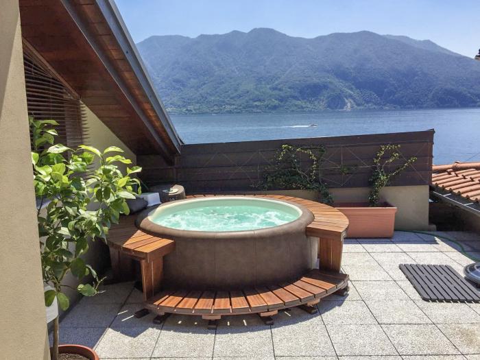 Whirlpool auf Dachterrasse möglich, nicht inkl.