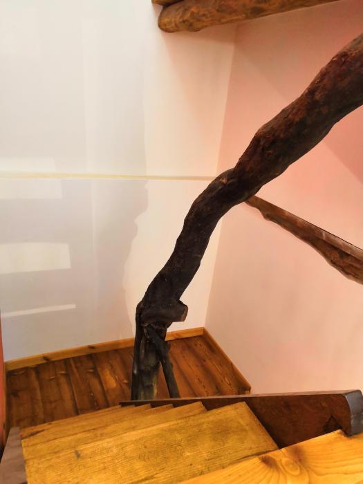 2-Zimmer-Turmrustico „Roccolo“ im ehemaligen Jagdhäuschen in idyllischer Alleinlage mit ca. 58 m² Wohnfläche und Traumseesicht