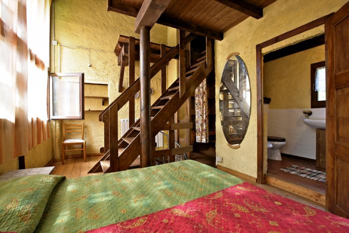 1. Schlafzimmer mit Doppelbett - Wohnung G