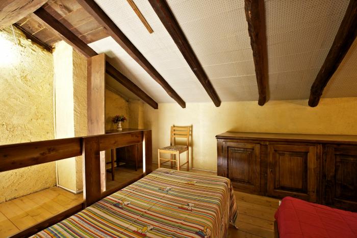 2. Schlafzimmer mit Doppel- und Einzelbett - Wohnung G