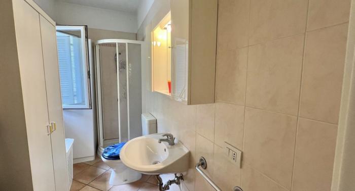 Tageslichtbad mit Dusche