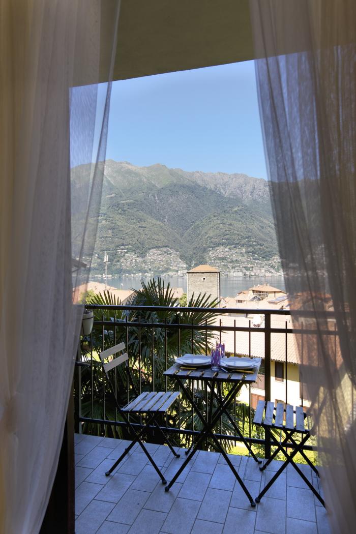 1-Zimmer-Wohnung „Classico“ mit ca. 40 m² Wohnfläche zuzüglich Terrasse und Balkon. Traumseesicht.