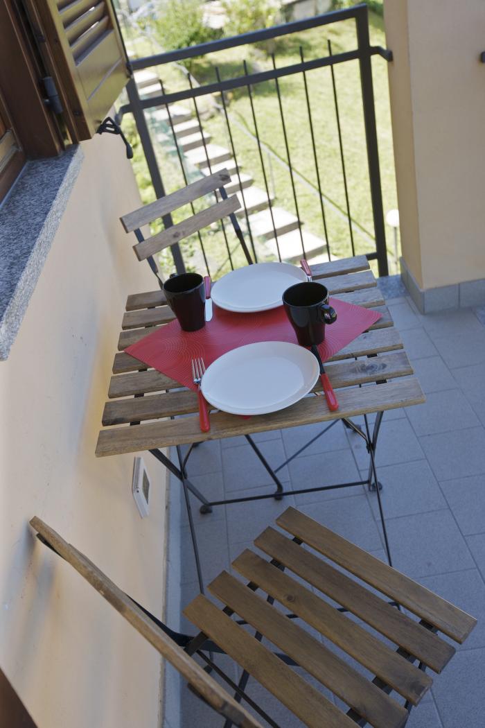 1-Zimmer-Wohnung „Design“ mit ca. 40 m² Wohnfläche zuzüglich Terrasse und Balkon. Traumseesicht.