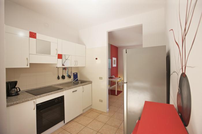 1-Zimmer-Wohnung „Design“ mit ca. 40 m² Wohnfläche zuzüglich Terrasse und Balkon. Traumseesicht.