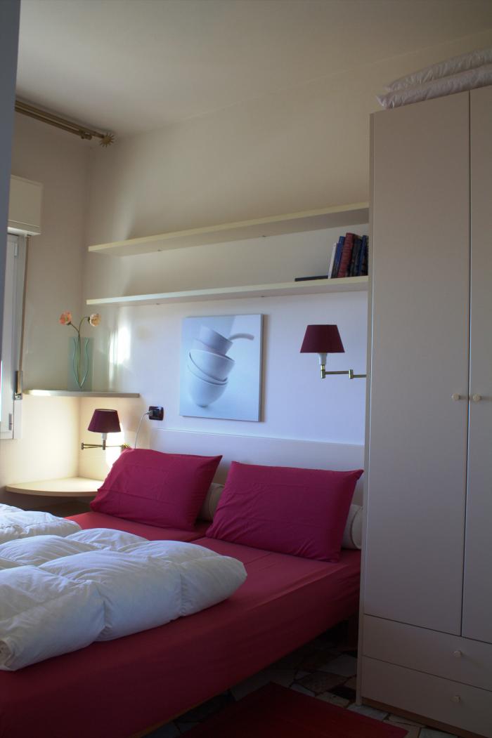 1. Schlafzimmer mit Doppelbett