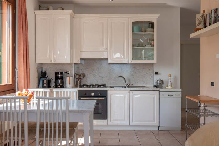 2-Zimmer-Eckwohnung im EG mit ca. 58 m² Wohnfläche