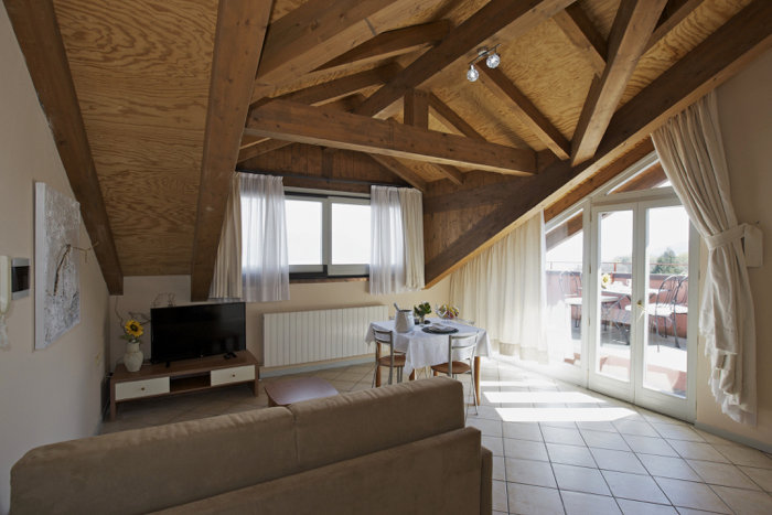 3-Zimmer-Mansardenwohnung Nr. 16 im 3. OG mit ca. 66 m² Wohnfläche